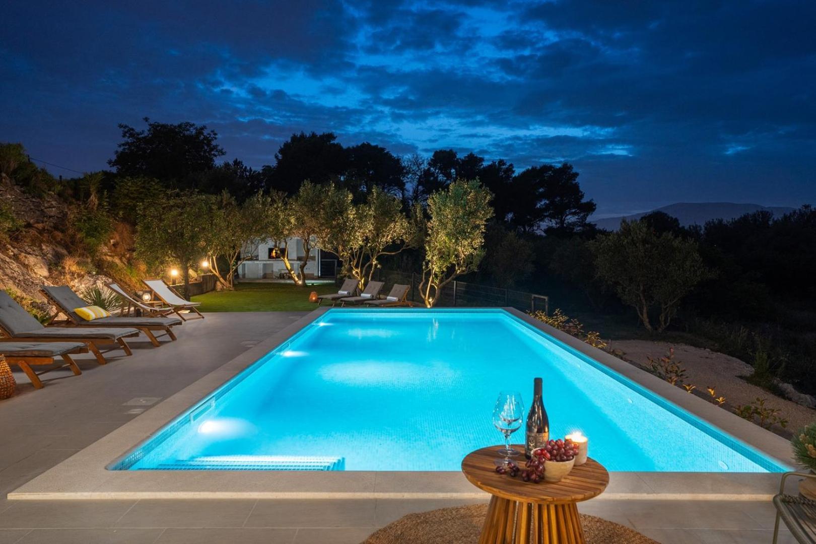 New! Villa Mamma Mia, A 6-Bedroom Property With 40Sqm Pool Podstrana Exterior photo