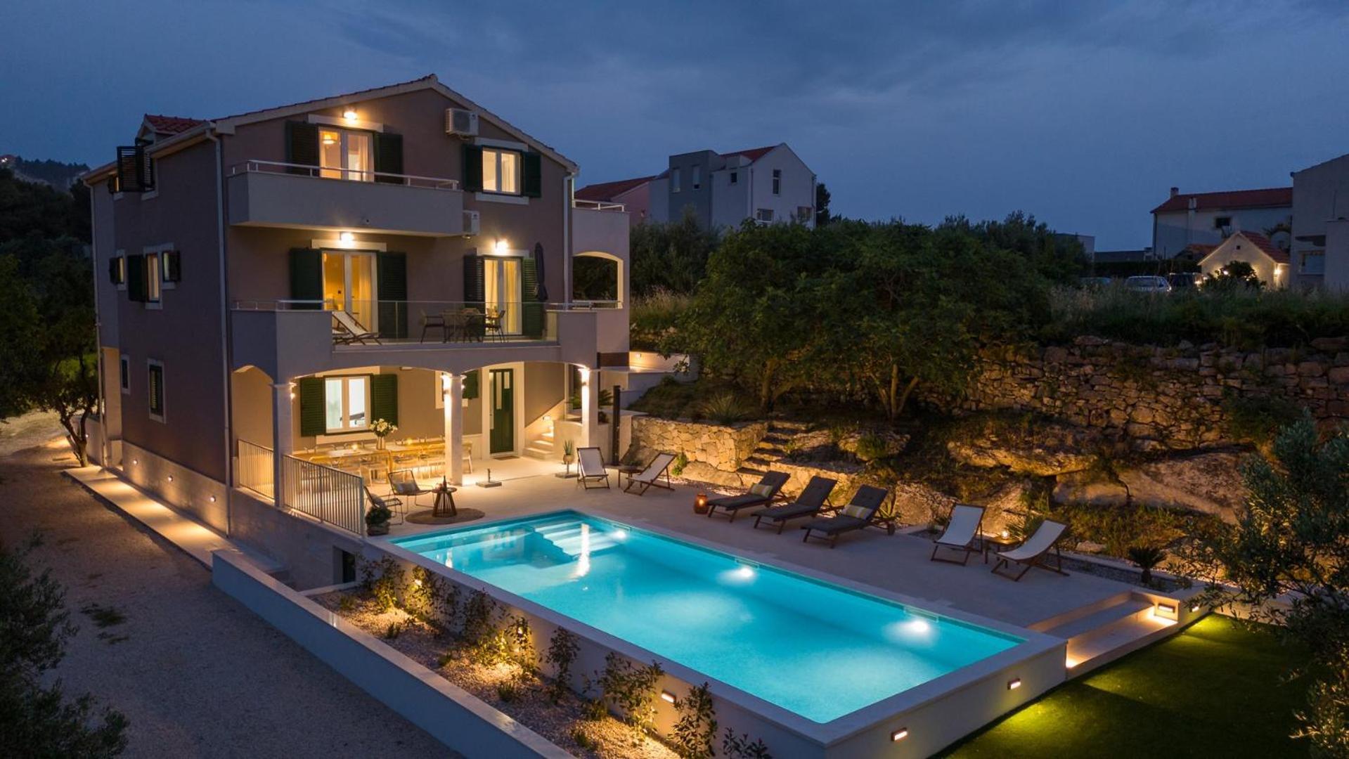 New! Villa Mamma Mia, A 6-Bedroom Property With 40Sqm Pool Podstrana Exterior photo